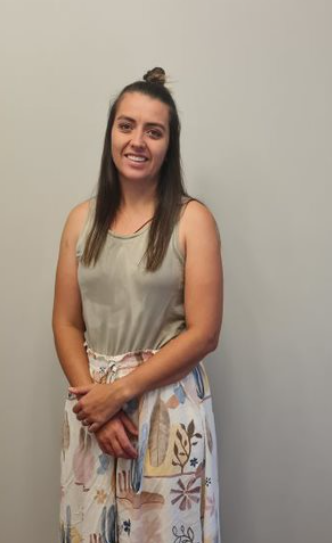Portrait of Cally Rushbury, midwife at Fiat Midwifery